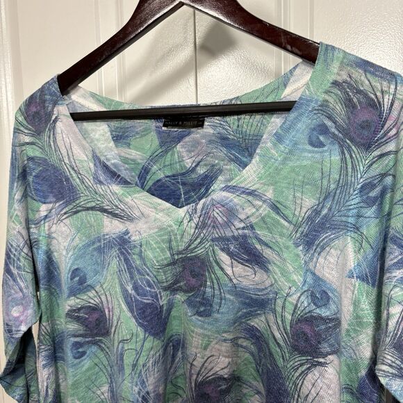 Nally & Millie Tunic Top Women L Peacock Feather Print Asymmetrical Hem Boho - Picture 2 of 8